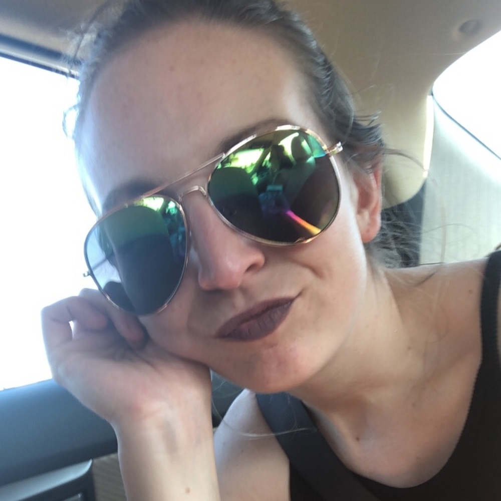 Meet your Posher, Megan